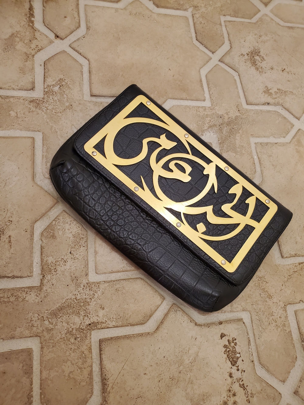Dareen Hakim Vtg Black Leather Women's Clutch "Love Is Blind" Arabic Gold Metal